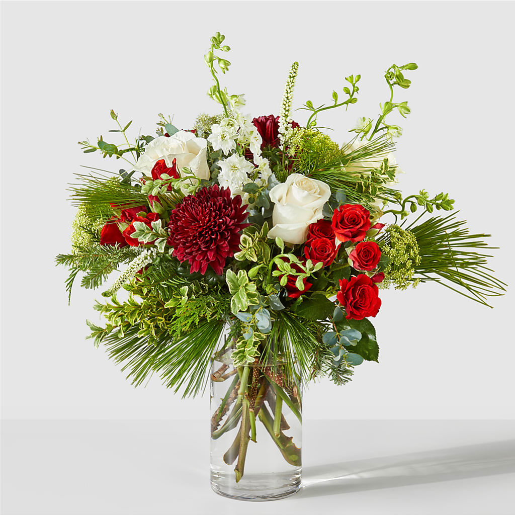 Favorite Traditions Bouquet –  Floreria Principe De Paz Llc, Somerset NJ