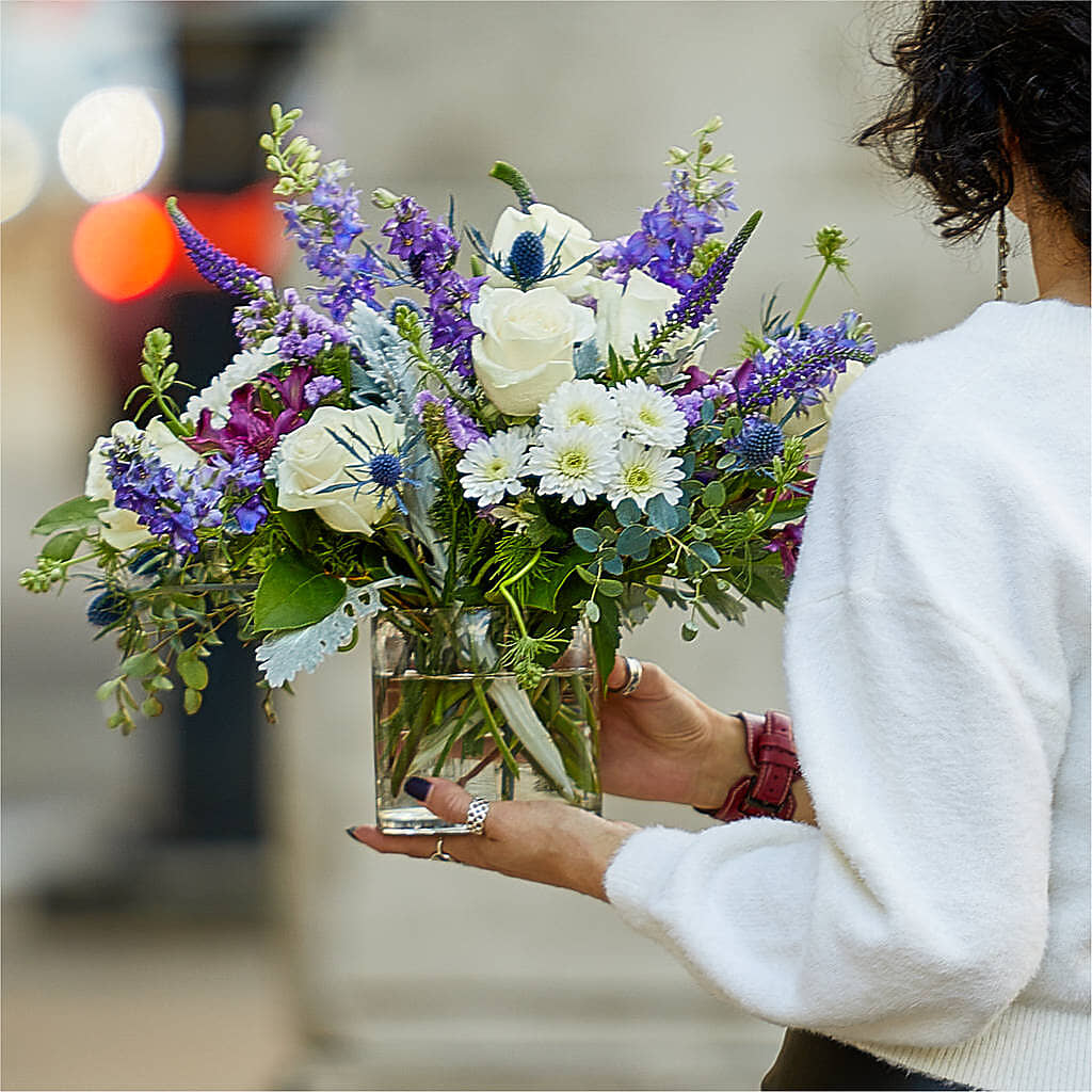 Shooting Star Bouquet –  Floreria Principe De Paz Llc, Somerset NJ