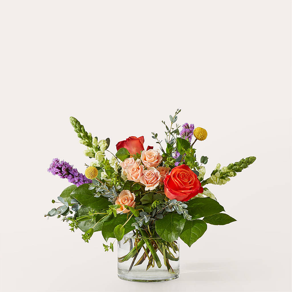 The Standout Bouquet –  Floreria Principe De Paz Llc, Somerset NJ