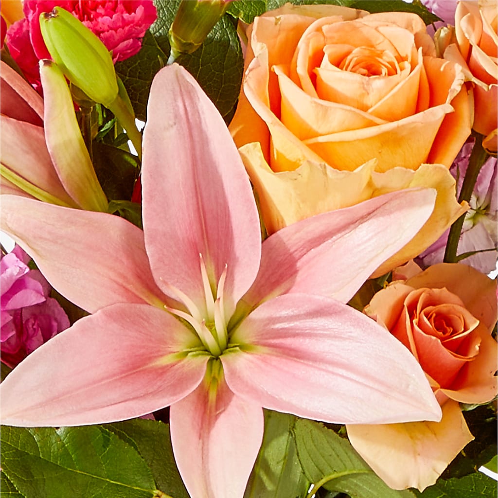 Bisous Bouquet –  Floreria Principe De Paz Llc, Somerset NJ