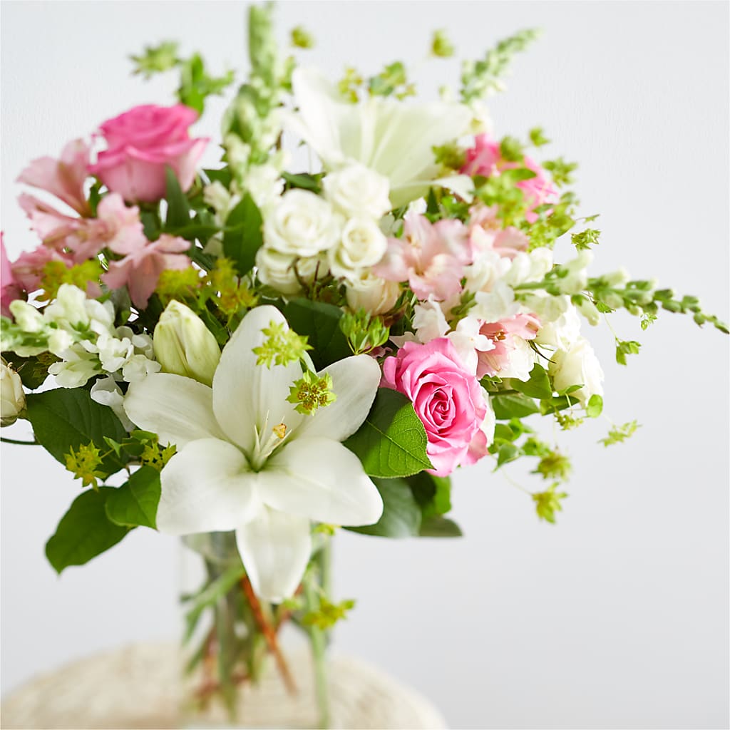 Fondly Bouquet –  Floreria Principe De Paz Llc, Somerset NJ