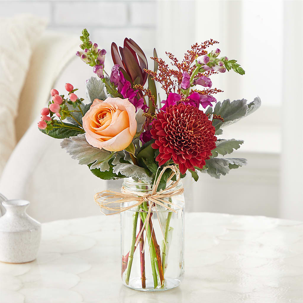Moody Hues Bouquet –  Floreria Principe De Paz Llc, Somerset NJ