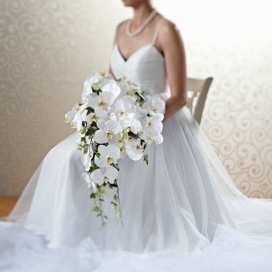Classic White Bouquet –  Floreria Principe De Paz Llc, Somerset NJ