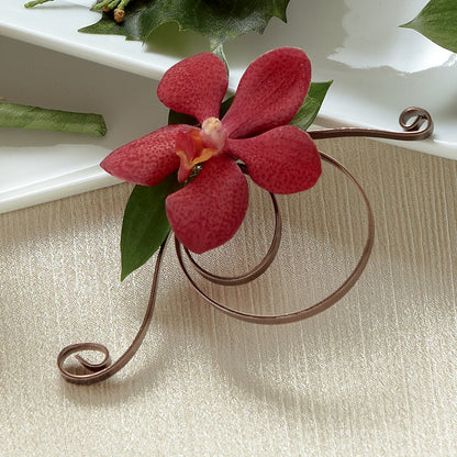 Red Mokara Boutonniere –  Floreria Principe De Paz Llc, Somerset NJ