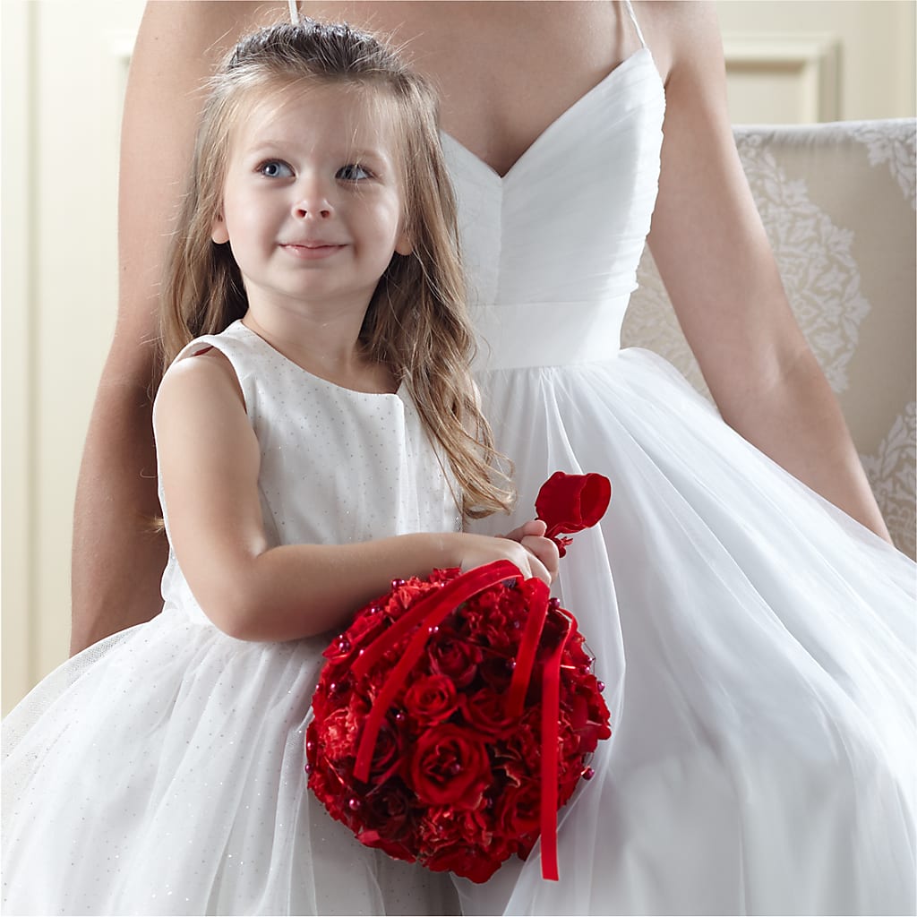 Pure at Heart Flower Girl Arrangement –  Floreria Principe De Paz Llc, Somerset NJ